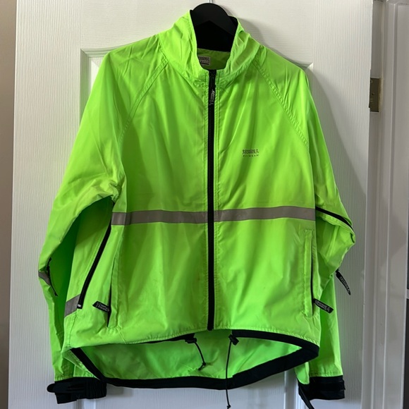 Gently worn running jacket. - Picture 1 of 7